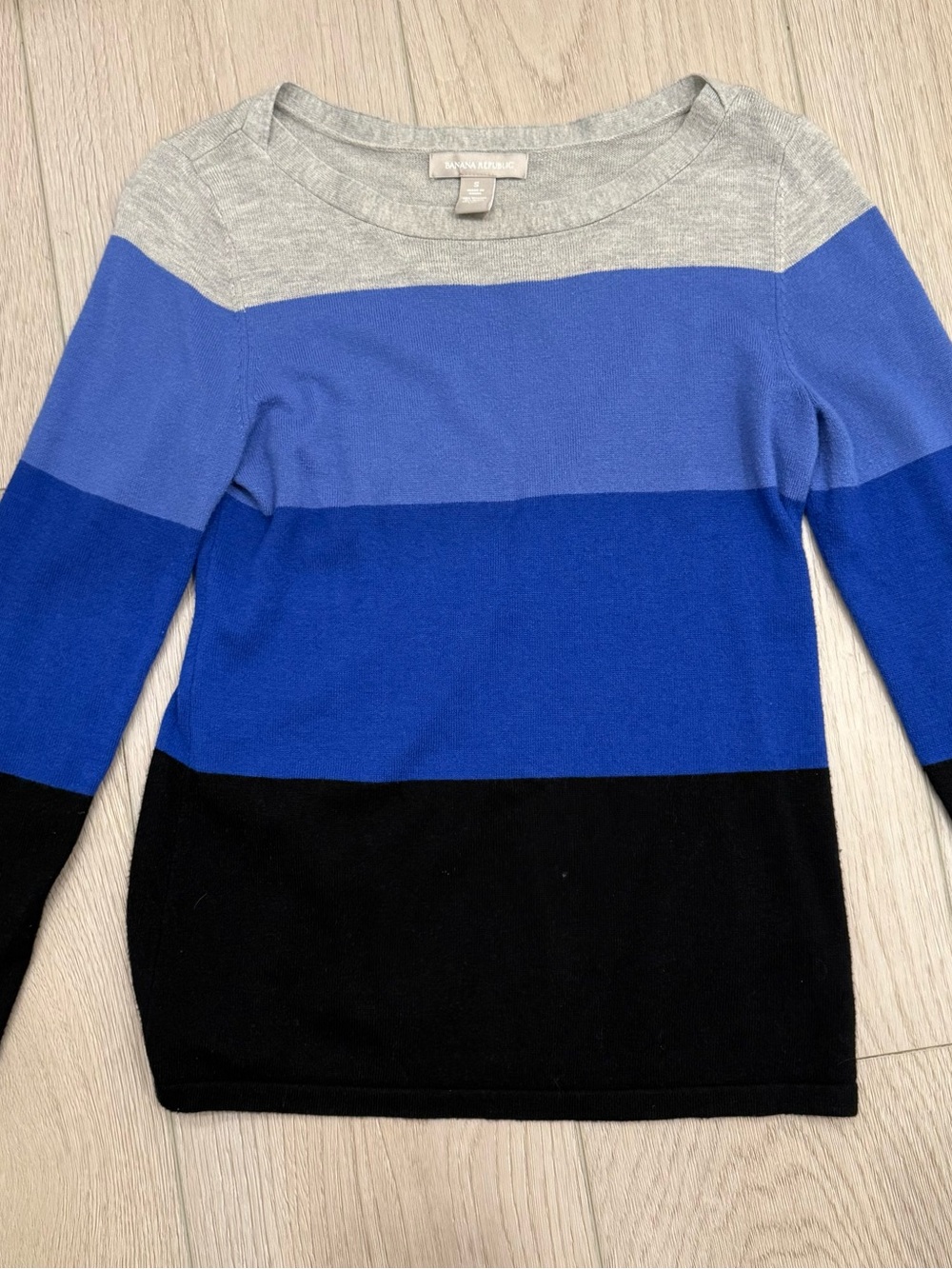 Banana Republic Crewneck Colorblock Sweater - Blue/Gray/Black